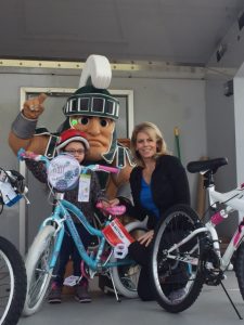 lansing-bike-helmet-giveaway-emcee