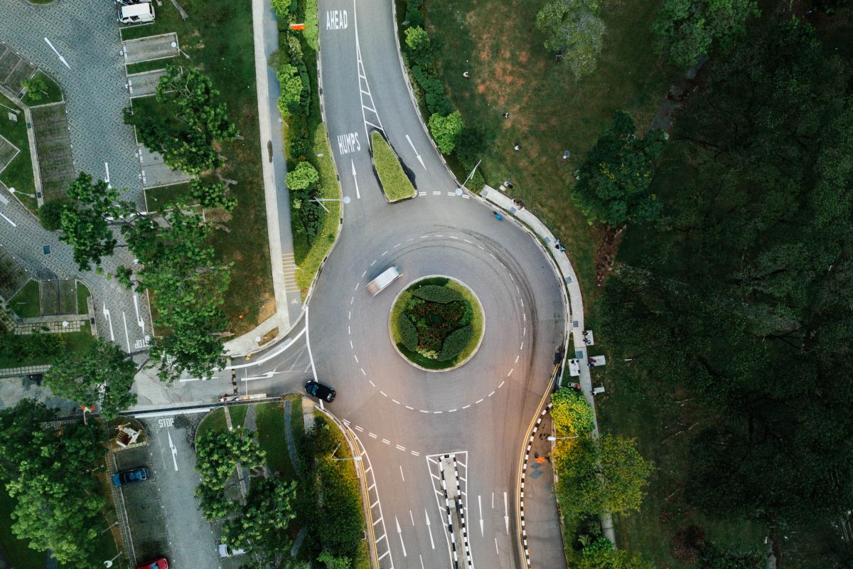 roundabout intersection