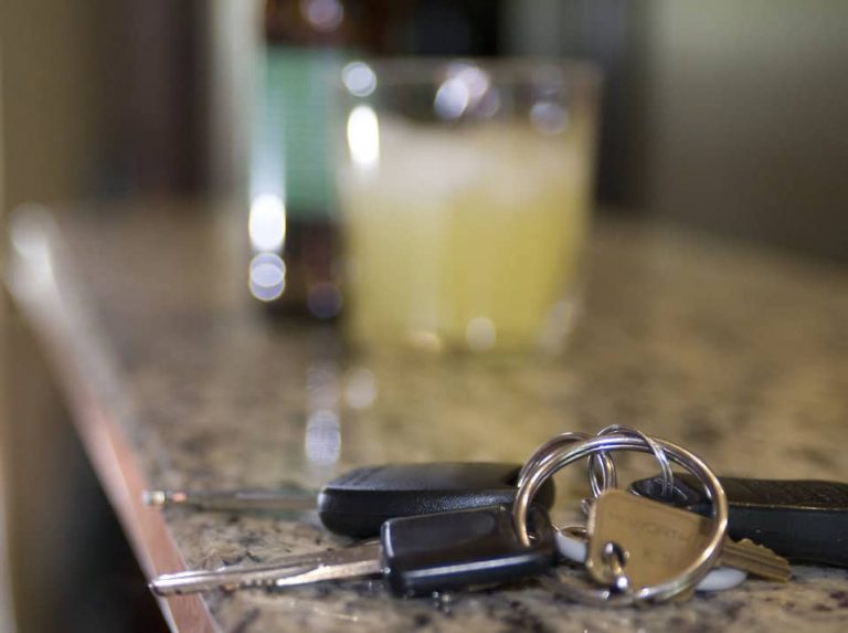 car-keys-alcohol-drink