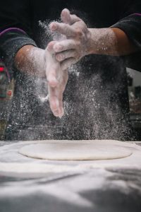 baking-chef-restaurant-flour-hands